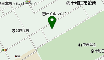 十和田市民図書館の地図画像