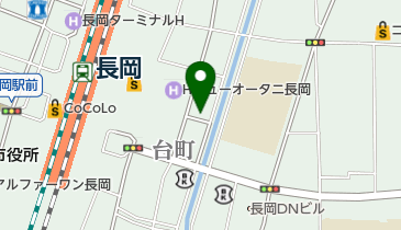 加坪屋時計めがね店の地図画像