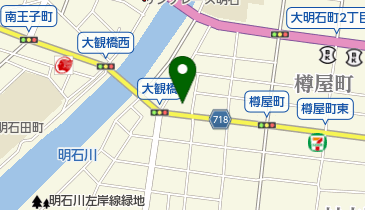 前川洋品店の地図画像