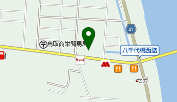 カー用品チャンプの地図画像