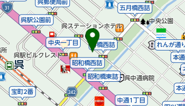 ネイルズヴィヴィアン&ネイルスクール(Nail&rsquo;sVivienne&Nの地図画像