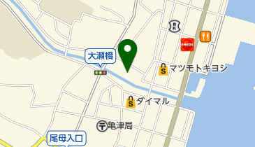 玉城蒲鉾店の地図画像