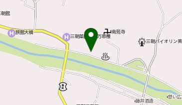 依山楼岩崎の地図画像