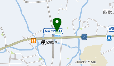 CHARGESPOT(チャージスポット)ファミリーマート 岩出紀泉台店の地図画像