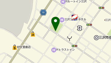 充レン カラオケまねきねこ 三沢店の地図画像