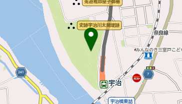 充レン お茶と宇治のまち交流館 茶づな  正面入口付近の地図画像