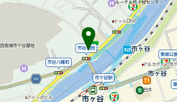 炭火焼肉 楽久の地図画像