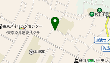 門と蔵のある広場の地図画像