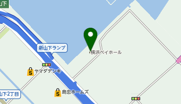 横浜ベイホールの地図画像