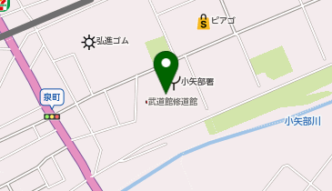 屋内スポーツセンターの地図画像