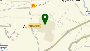 町立中学校(グランド)の地図画像