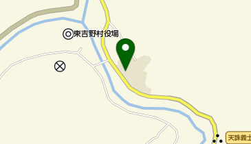 東吉野小学校グラウンドの地図画像
