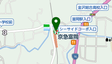 京急富岡駅前の地図画像